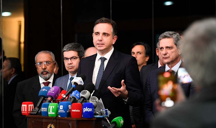 Pacheco recebe de centrais proposta de regulação da contribuição para sindicatos