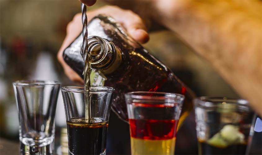 Como diferenciar intoxicação por metanol da ressaca