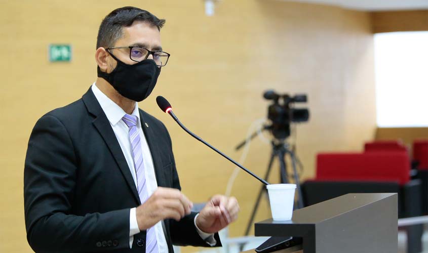 Governo de Rondônia disponibiliza recurso para criação do Auxílio de Inclusão Digital a alunos de baixa renda da rede pública