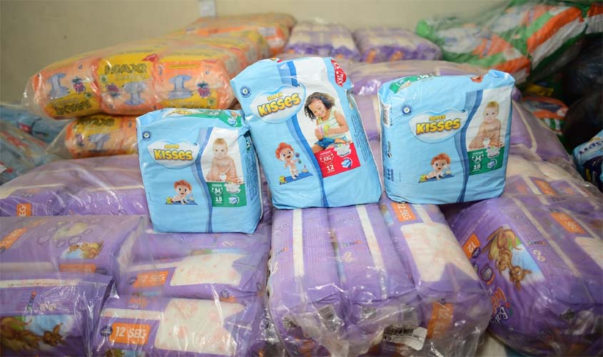 População pode retirar fraldas descartáveis no Almoxarifado da Semusa