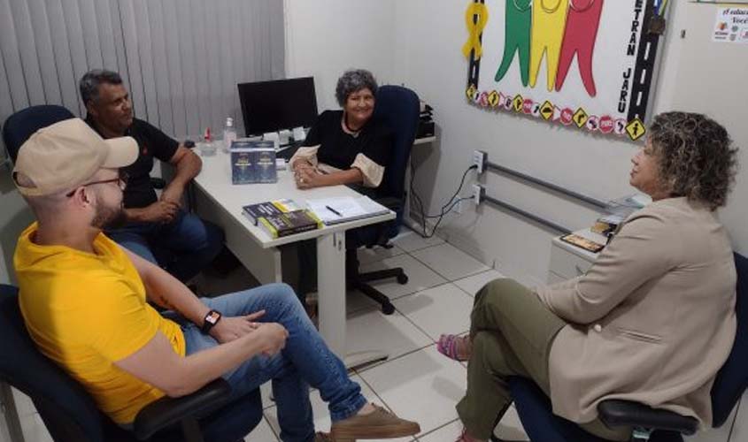 Representantes das prefeituras de Ouro Preto do Oeste e Jaru discutem Pnatrans e Municipalização com o Detran