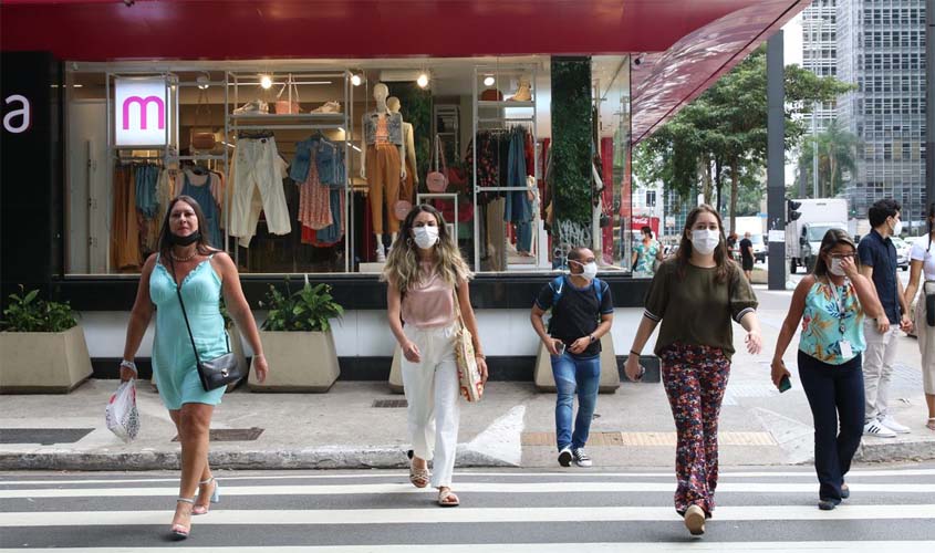 Covid-19: Brasil registra 24.227 casos e 35 mortes em 24 horas