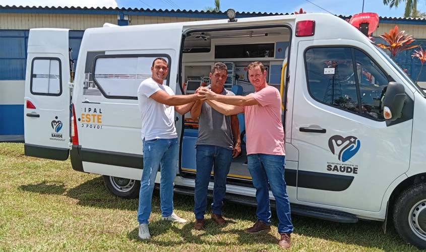 Colorado do Oeste recebe ambulância UTI de R$ 450 mil