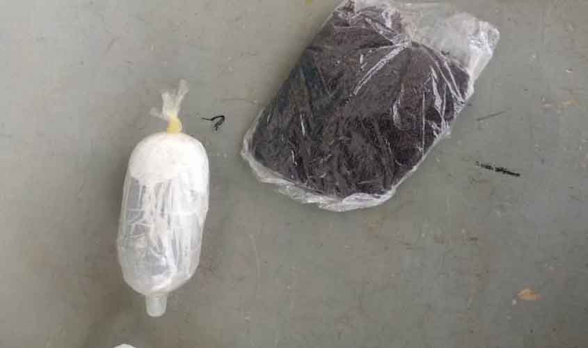 Mulher é detida tentando entrar no presídio com substância introduzida no órgão genital