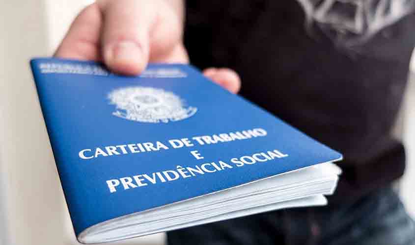 Já está em vigor novo salário mínimo de R$ 1.100