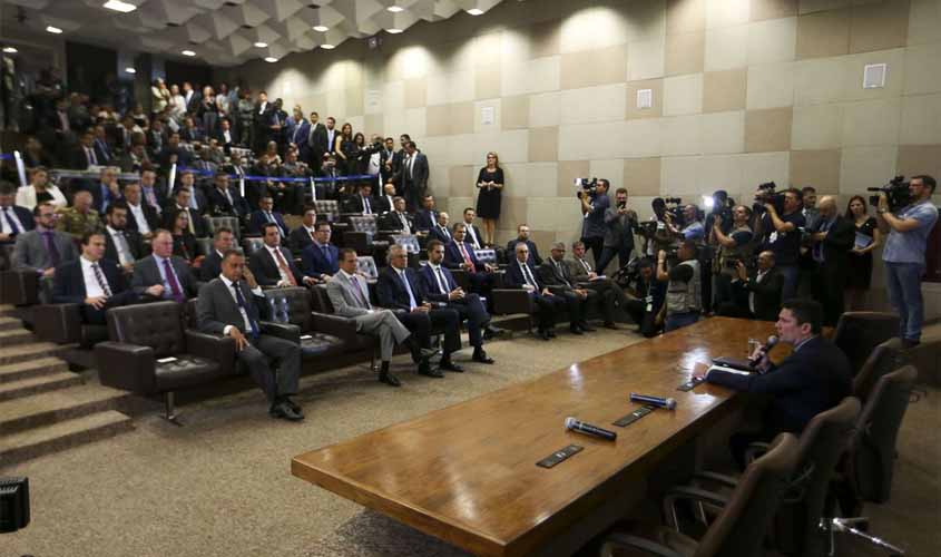 Lei propõe endurecer cumprimento de pena para crimes graves