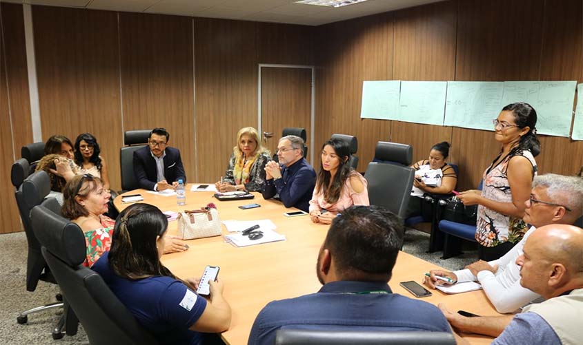 Estado e município monitoram caso suspeito de corona vírus por recomendação do Ministério da Saúde