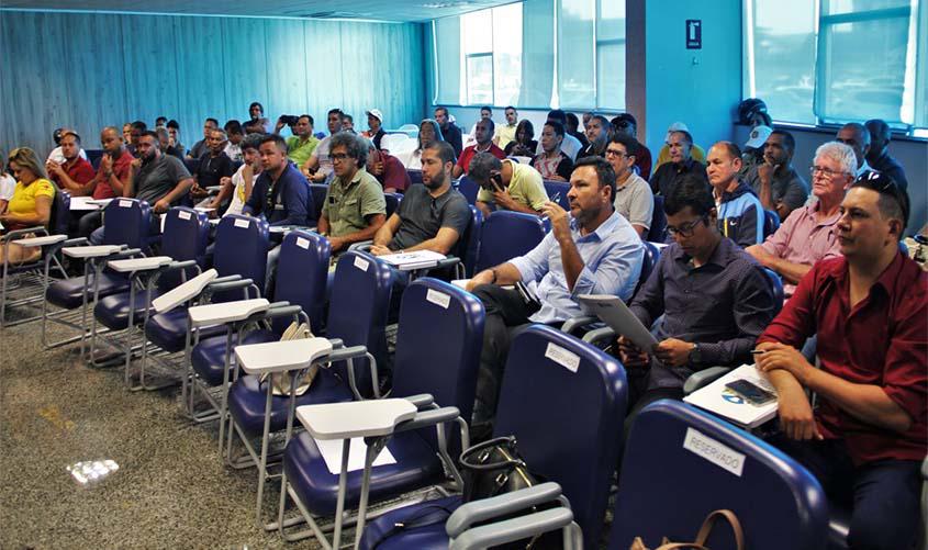 Governo investe em treinamento e reciclagem profissional de condutores de veículos oficiais do Estado