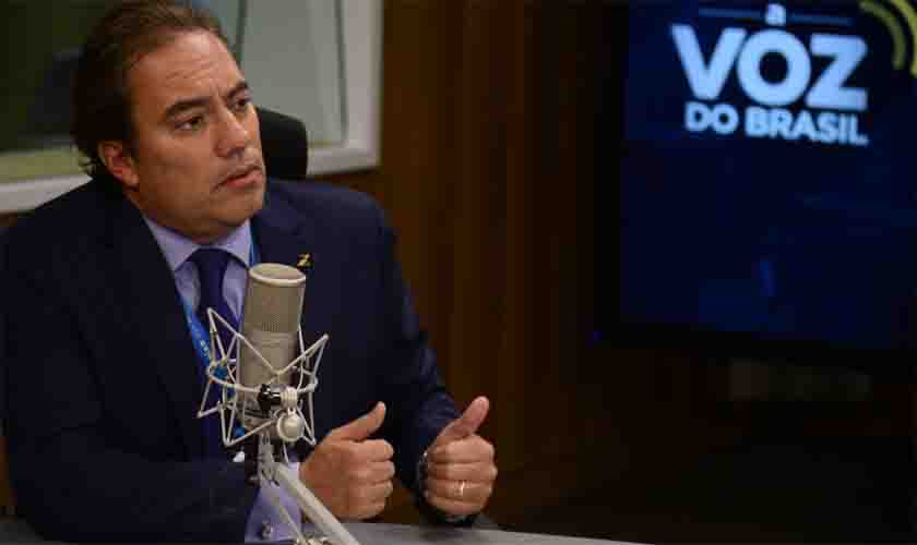 Saque do abono salarial vai até 31 de março, diz presidente da Caixa