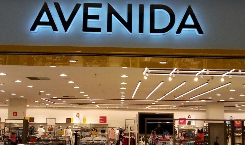 Lojas Avenida realiza maior queima de estoque de celulares dos últimos tempos