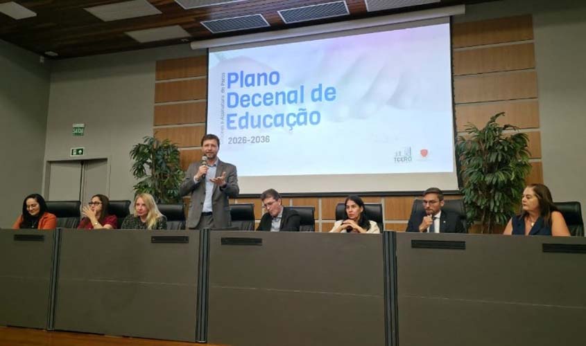 MPRO participa de cerimônia de assinatura de pacto no TCE