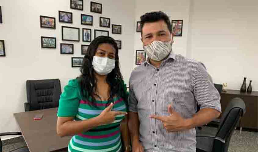 Marcelo Cruz discute investimento para agricultura e educação de Itapuã do Oeste