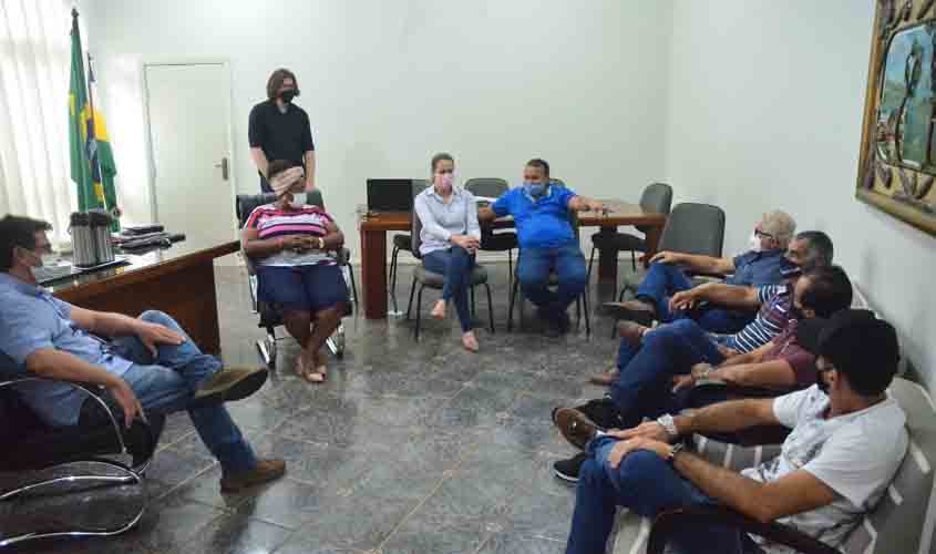 Em encontro, vice-prefeita e vereadores firmam parceria na busca de recursos federais
