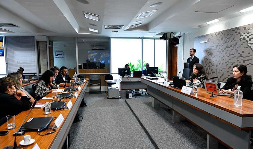 Especialistas defendem remuneração do conteúdo jornalístico na internet