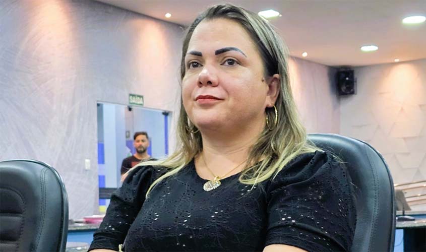 Lei de cota racial criada por Cláudia de Jesus para concursos começa ser aplicada
