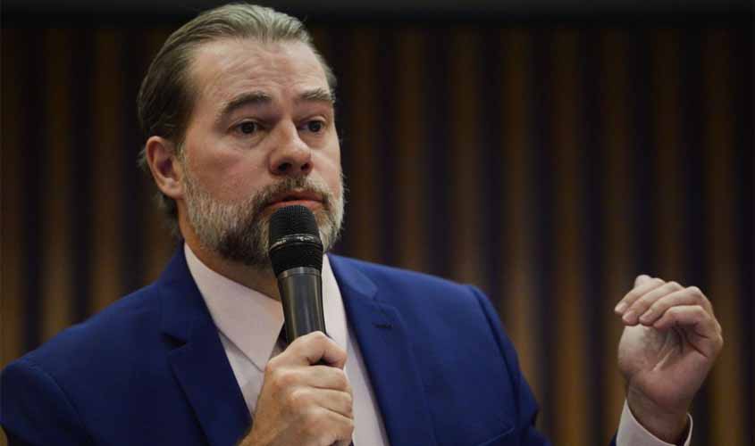 Toffoli adia julgamento de ações sobre prisão após segunda instância