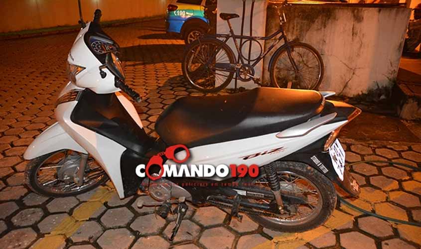 PM recupera motocicleta roubada e prende foragido da justiça armado que estava fazendo arrastões em comércios de Ji-Paraná