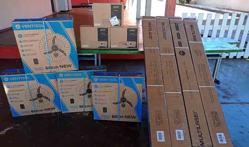 Governo de Rondônia entrega novos equipamentos às escolas estaduais da Zona da Mata