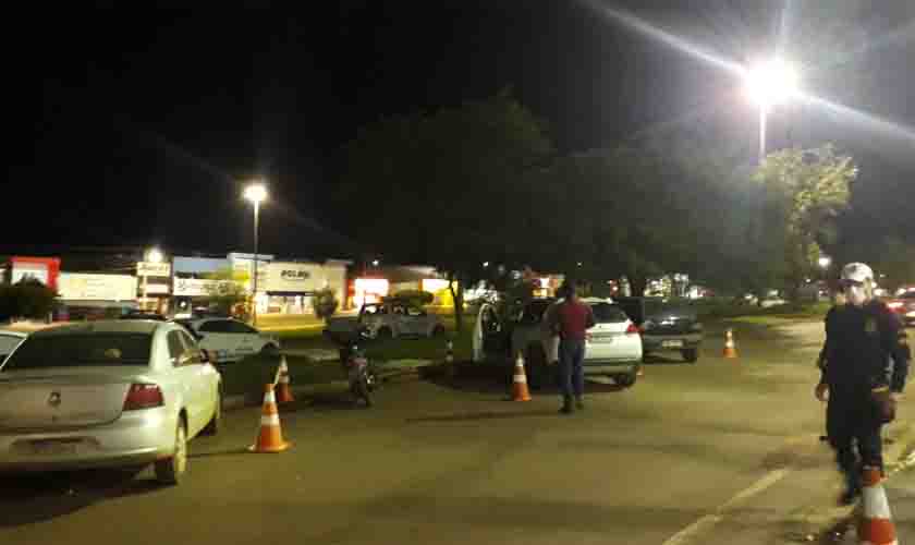 Polícia Militar prende foragido durante fiscalização de 'Lei Seca'