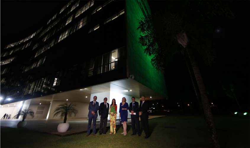 Abril Verde - TST faz alerta sobre trabalho seguro no Brasil