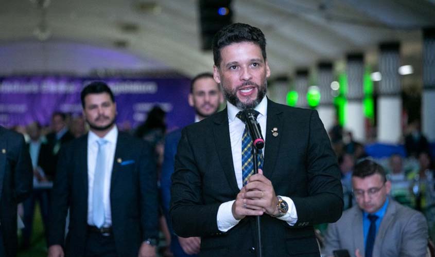 Delegado Camargo tem aprovado projeto que garante atendimento 24 horas na Delegacia da Mulher