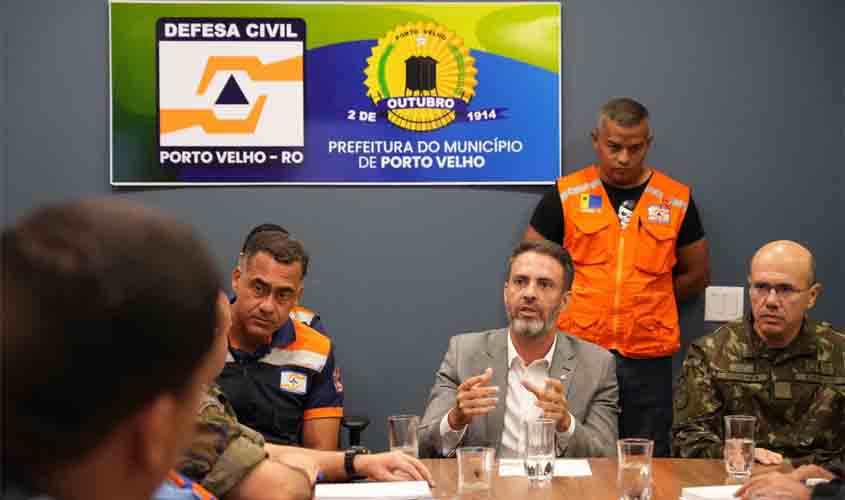 Prefeitura, Forças Armadas e Defesa Civil se unem no socorro aos ribeirinhos