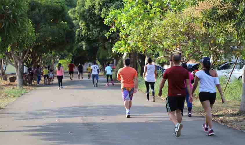 Caminhada marca programação do projeto Caps fora do Caps em alusão ao Dia Mundial da Saúde