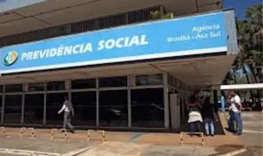 Consignado do INSS é usado para pagar dívidas, aponta pesquisa