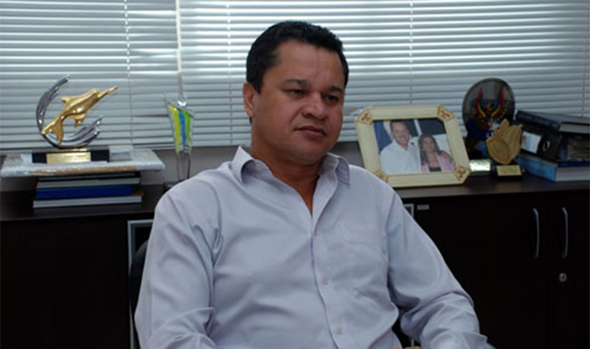 RETICÊNCIAS POLÍTICAS - É preciso que a maioria da sociedade rejeite já o bolsonarismo, com seus métodos violentos e antidemocráticos