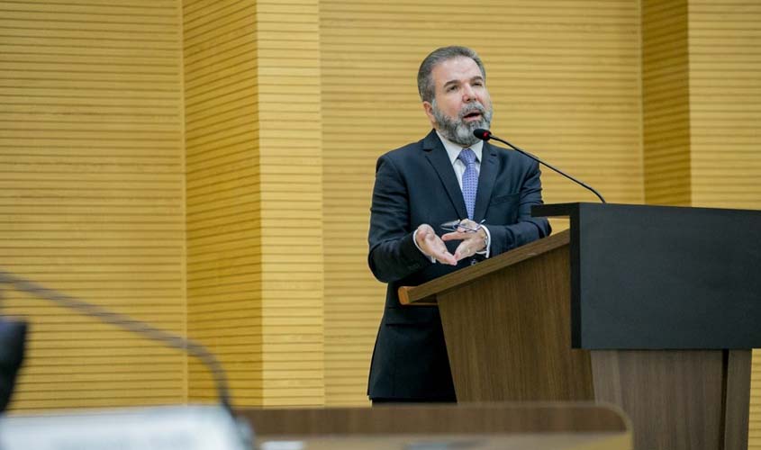 Responsabilidade Contábil, Civil e Criminal dos Prefeitos é tema central de palestra do 3º Fórum dos Legisladores Municipais do Estado de Rondônia