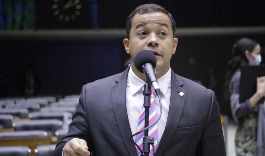 Comissão aprova projeto que prevê agravante em crime de abuso de autoridade contra policiais Fonte: Agência Câmara de Notícias