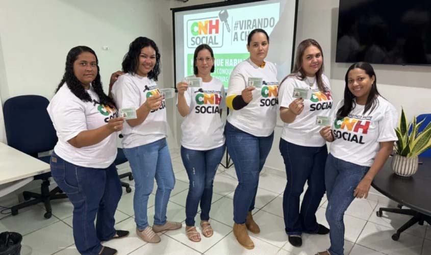 CNH Social entrega novas habilitações em Rondônia