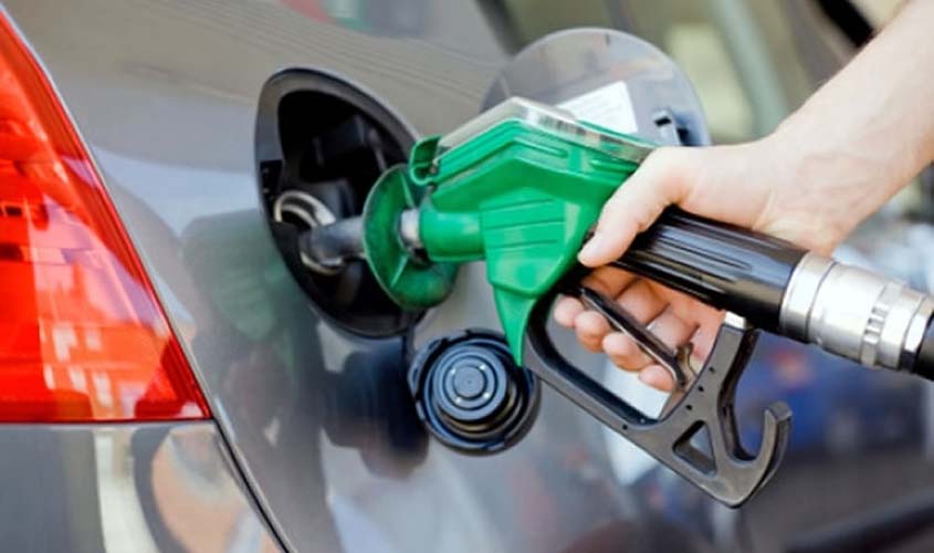 Variação no preço do combustível da cidade de Porto Velho em maio teve aumento de 2,74%