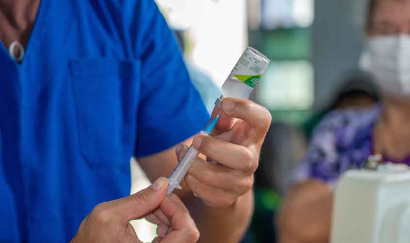 Prefeitura realiza vacinação itinerante para impedir avanço do vírus Influenza na capital