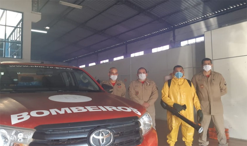 Corpo de Bombeiros realiza sanitização da Sede PRF