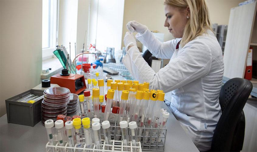 Covid-19: Brasil chega a 2,8 milhões de casos; 70,3% estão recuperados