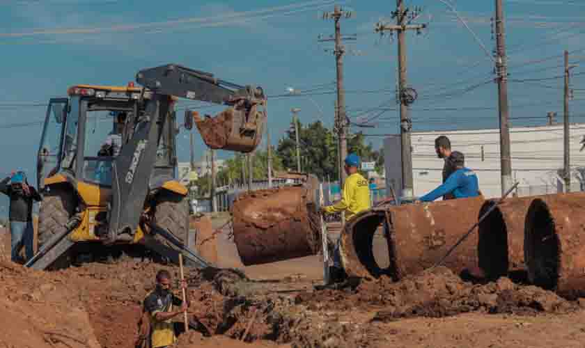Obras de manutenção são realizadas em vias da capital