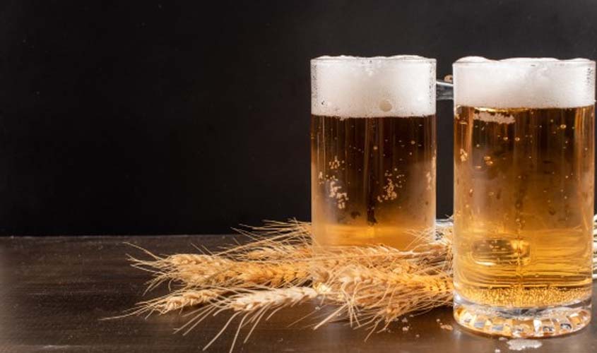 Dia da Cerveja: veja como aproveitar a data sem comprometer a dieta
