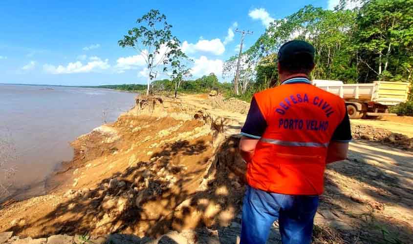 Prefeitura monitora e interdita áreas de riscos, orienta as famílias nesses locais e reabre trecho da Estrada do Belmont