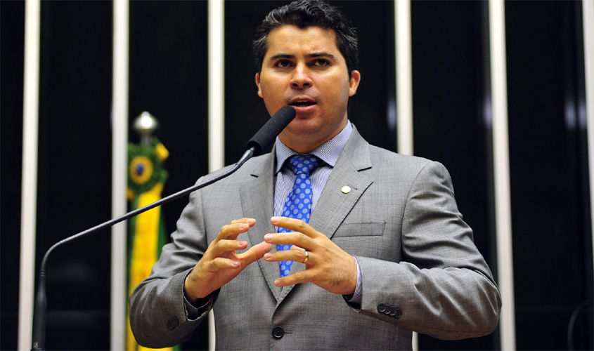 Marcos Rogério reafirma seu compromisso com a educação 