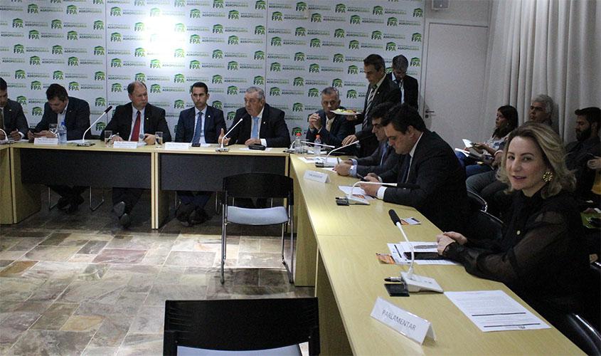 Jaqueline Cassol convida Frente Parlamentar da Agropecuária para Abertura Nacional do Plantio de Soja