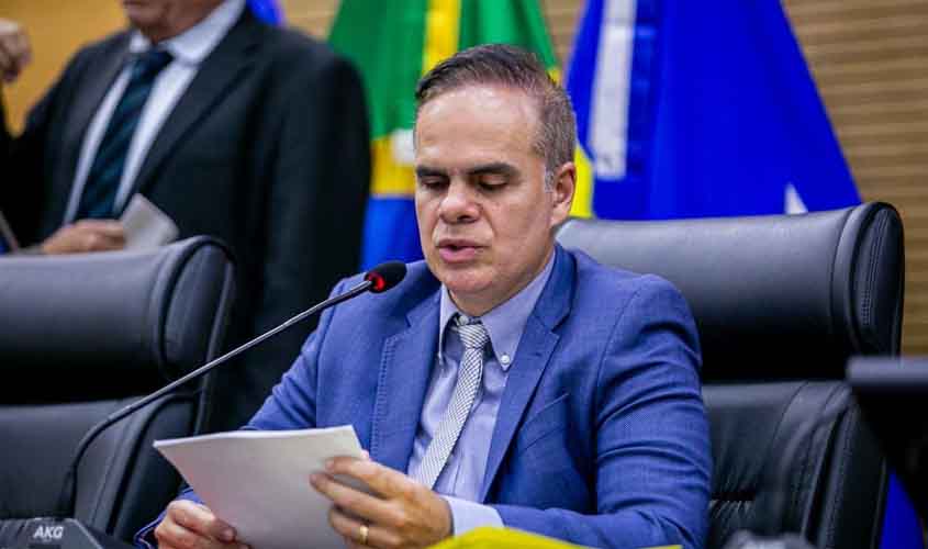Deputado Alan Queiroz promove sessão solene em homenagem a Raniery Araújo Coelho, presidente da Fecomércio-RO