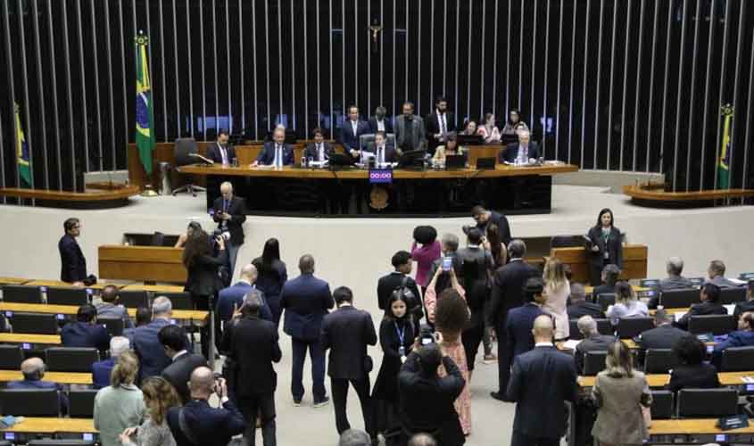 Especialistas defendem reforma administrativa com foco em melhores serviços e fim de privilégios  