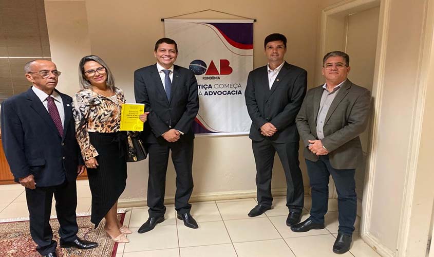 Em reunião, Comissão de Defesa dos Direitos das Pessoas com Deficiência discute o acompanhamento da criança autista nas escolas