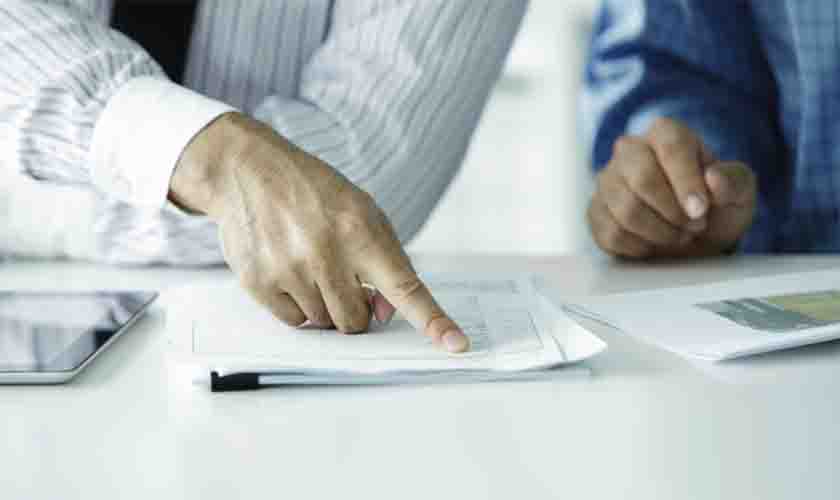 Bancário aposentado que não constou de ação coletiva não receberá parcelas deferidas