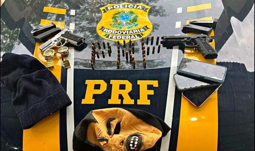Em Rondônia, PRF apreende armas e munições