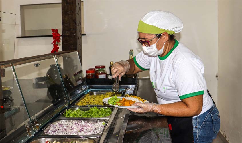 Cras Morar Melhor realiza palestra alusiva ao mês da boa alimentação