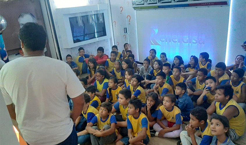 Nessa semana, estudantes de duas escolas de Porto Velho aprenderão sobre consumo racional de energia