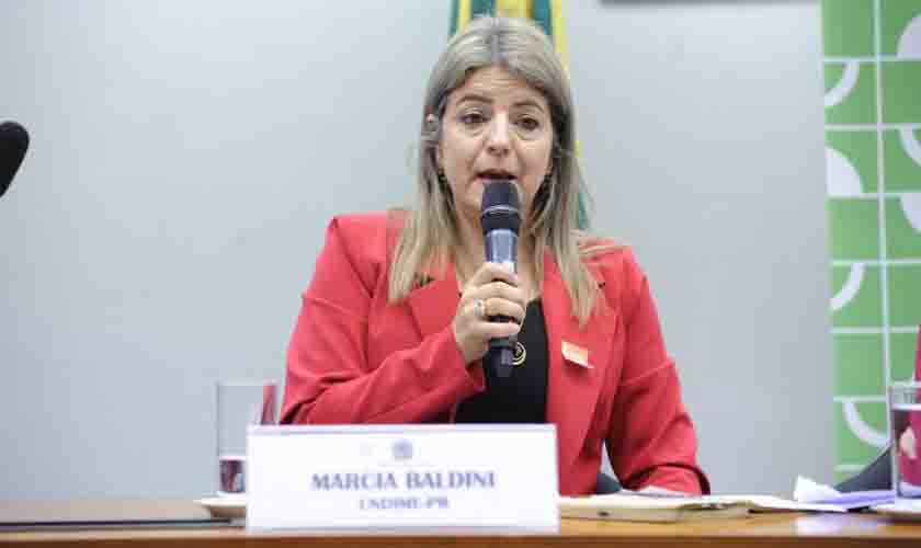 Diminuição do analfabetismo depende da melhoria na formação de professores, dizem especialistas