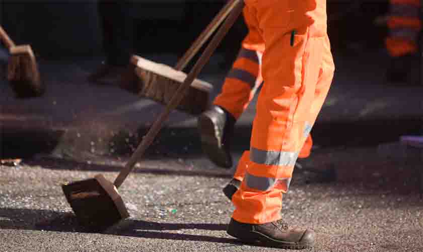 Anulada decisão que reconheceu demissão por justa causa de gari dependente químico
